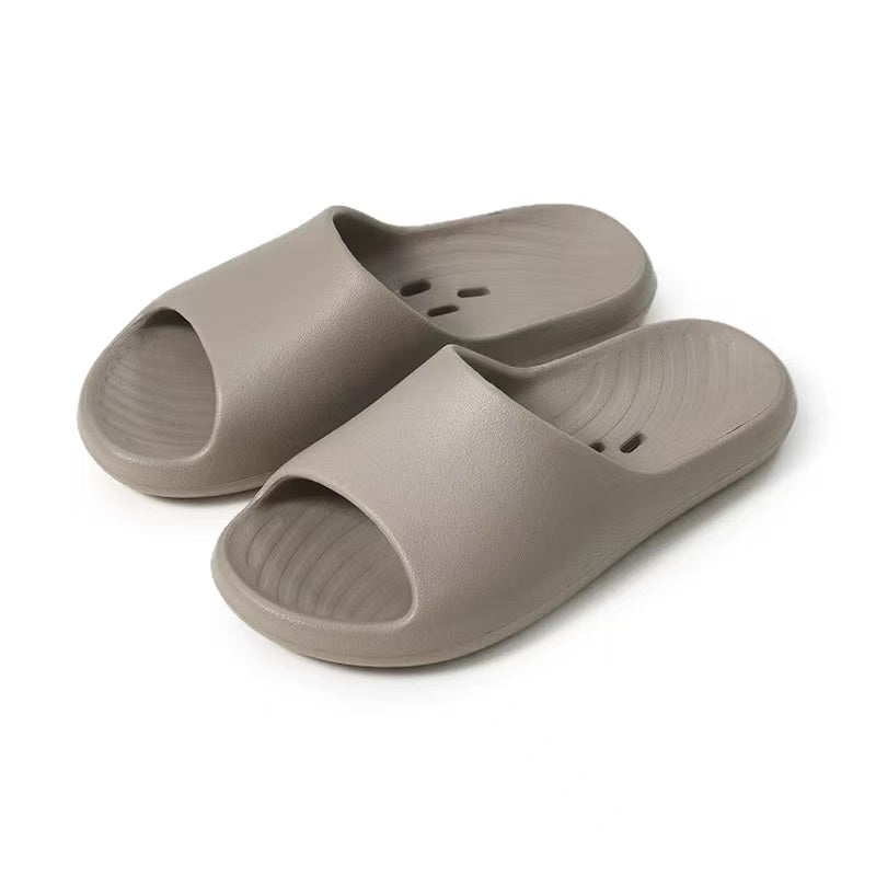 Simple couple bathroom sandals